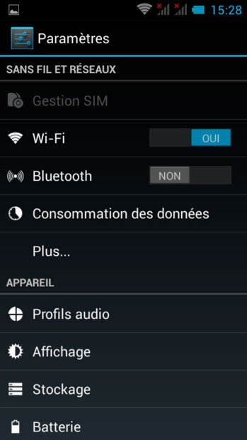 Smartphone anti-chocs Android 4.4 et écran 4'' : SPT-900