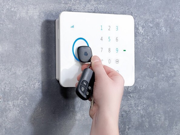 Système d'alarme GSM ''XMD-4800.pro'' VisorTech