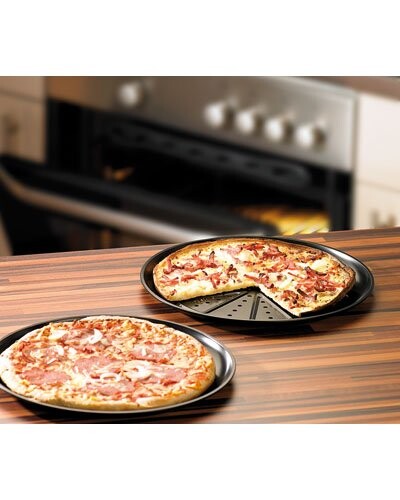 Plaques de cuisson spéciales pour pizza