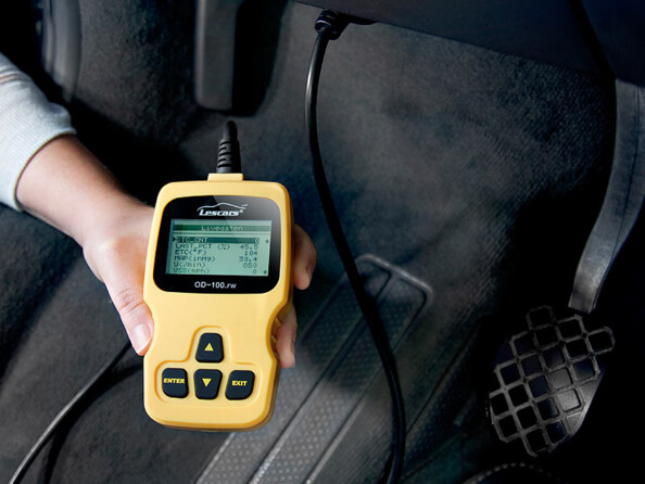 Appareil de diagnostic OBD2 ''OD-100.rw'' - Toutes marques sauf VW