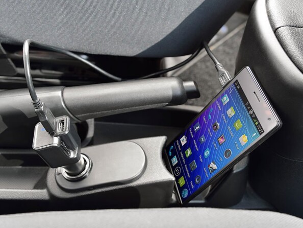 Chargeur USB 12/24 V avec purificateur d'air & ioniseur