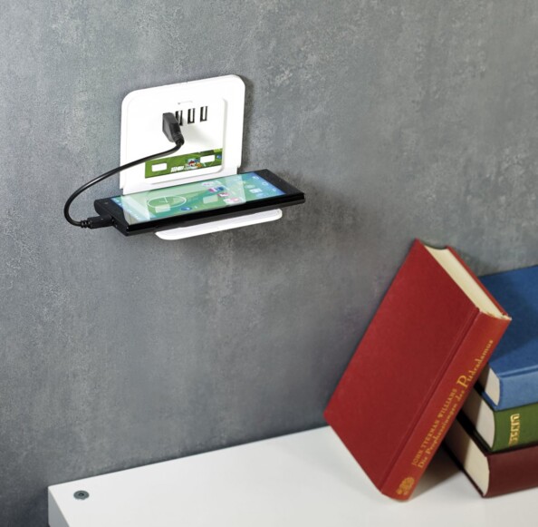 Prise USB murale à 4 ports 15 W