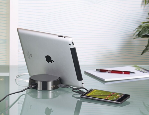 Support pour tablette avec 4 ports USB Fast Charge