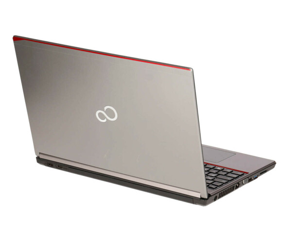 Le PC portable Fujitsu LifeBook E754 reconditionné.