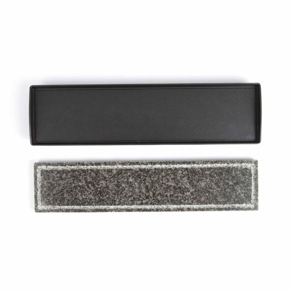 Plaque en aluminium et plaque en granit pour gril.