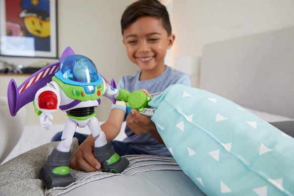 Figurine Buzz l'Éclair Super Armure - 17 cm