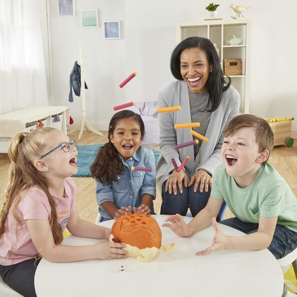 Le porc-épic de Kissifrot, S'y Pique ! envoie ses fléchettes dans tous les sens et tout le monde est surpris !