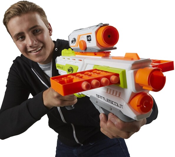 Le modèle Nerf N-Strike Modulus Battlescout ICS-10 permet de filmer et de prendre des photos pendant la bataille.