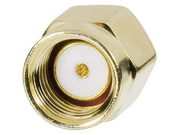 Le fiche femelle de la rallonge pour antenne wifi Goobay de 3 m.