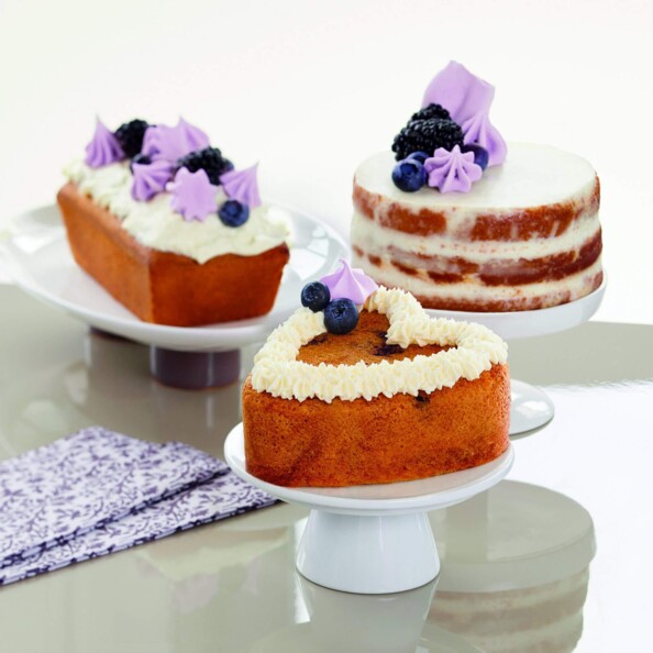 Gâteaux sucrés moulés dans les moules à gâteaux Dr. Oeatker Exclusive.