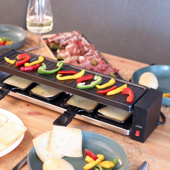 Appareil à raclette avec plateau gril amovible