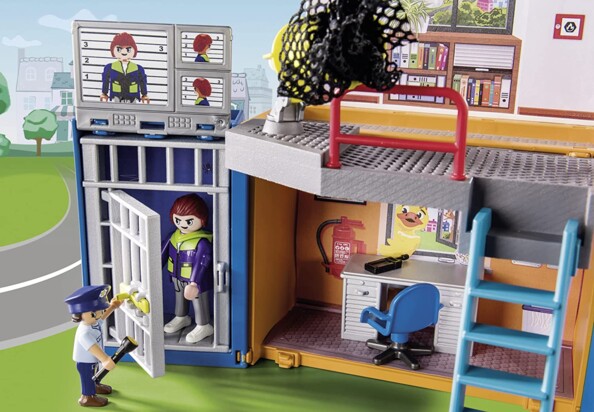 Prison dans centre d'opération Playmobil
