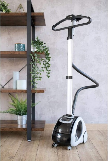 Mise en situation du défroiseur vapeur avec une puissance de 1500W et un débit de vapeur de 40 gr/minutes