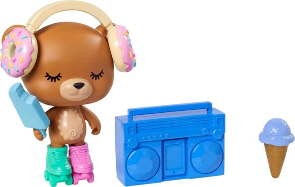 Ourson sur patins à roulettes avec casque de musique en forme de beignet, une glace et une radio portative