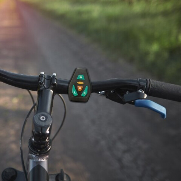 Télécommande transmetteur sans fil fixée au guidon d'un vélo