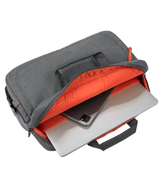 Poche frontale extérieure