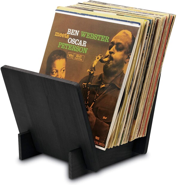 Rangement pour disques vinyles de la marque Dynavox et de couleur sombre