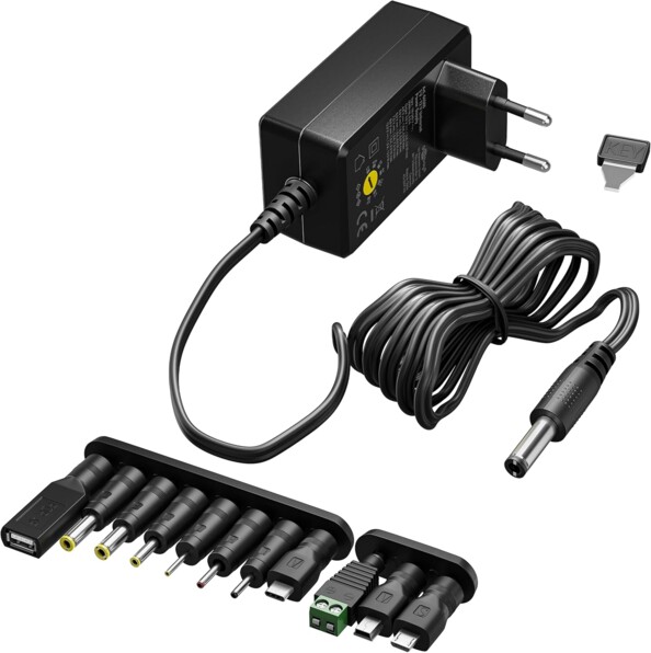 Adaptateur secteur universel 2250 mAh / 27 W avec 11 adaptateurs de la marque Goobay
