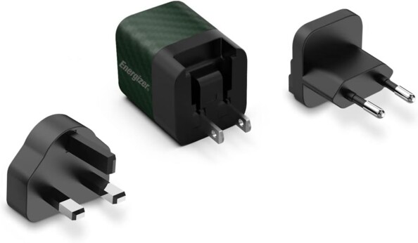Vue arrière des connecteurs secteur amovibles pour Europe, États-Unis et Royaume-Uni dont l'un est installé sur le chargeur rapide coloris noir/vert