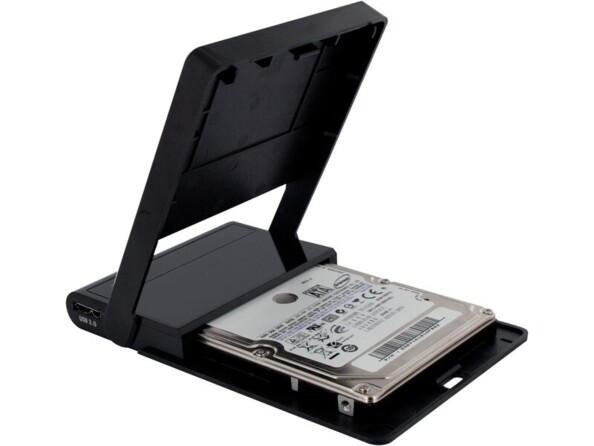 Mise en place d'un disque dur externe SATA 2,5" dans le boîtier de protection Dock'n Go Storeva