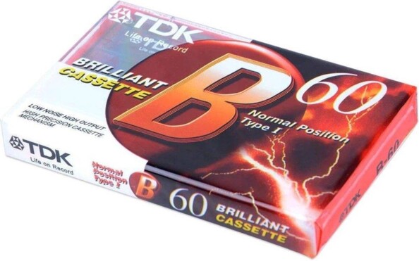 Cassette audio vierge B60 de la marque TDK