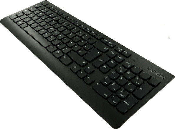 Clavier USB QWERTZ coloris noir avec touches de raccourcis Windows et pavé numérique intégré