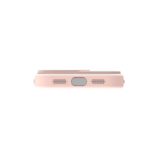 Vue du dessous de la coque souple bleue Just In Case avec ouvertures pour sorties audio et port de chargement USB-C