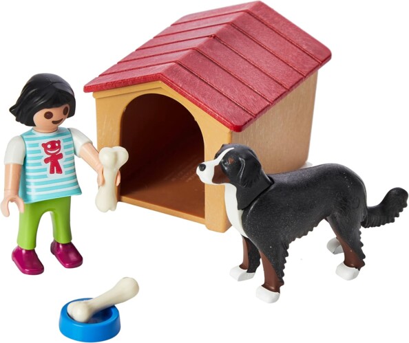 Figurine de fille avec 1 chien, 1 niche, 2 os et 1 bol d'eau