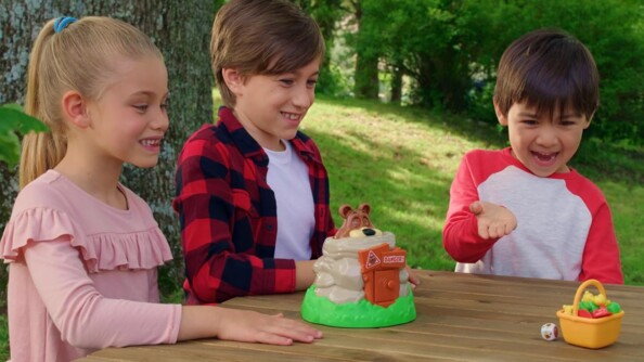 Jeu attention à l'ours : volez les provisions