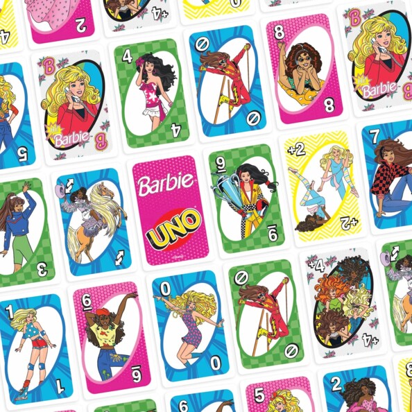 Jeu de cartes familial UNO inspiré de l’univers Barbie