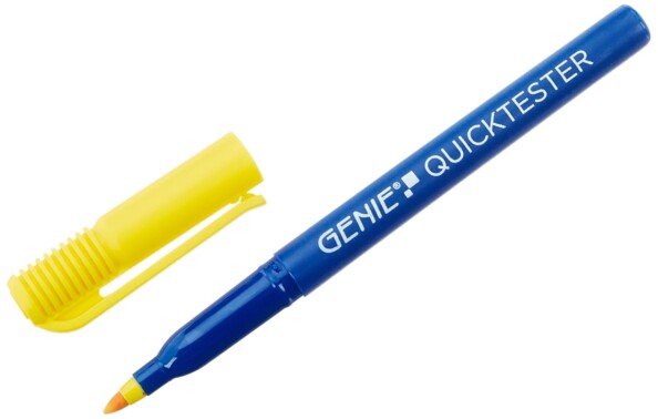 Feutre contrôleur de billet Genie Quicktester coloris bleu avec capuchon jaune retiré et mine jaune