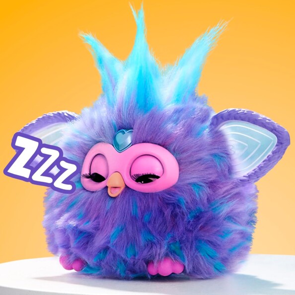 compagnon interactif Furby se repose er ronfle