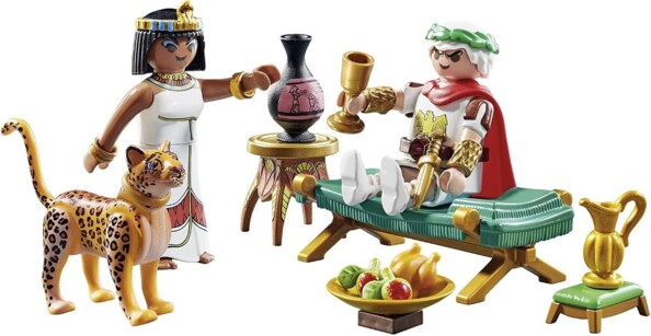 Cléopâtre et César en Playmobil, César allongé sur un lit de repos avec léopard et accessoires égyptiens