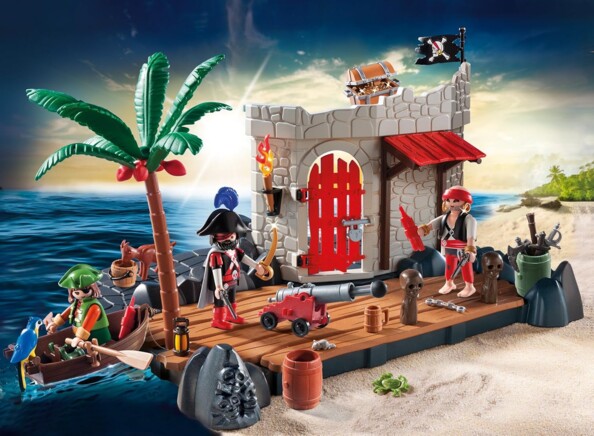 Îlot avec trois pirates playmobil en situation