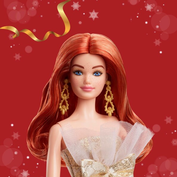 Buste poupée Barbie aux cheveux roux et robe or et argent