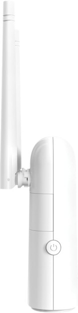 Côté droit de face du routeur wifi 2G/3G/4G LTE avec bouton d'alimentation ON/OFF et antennes de réception réseau installées