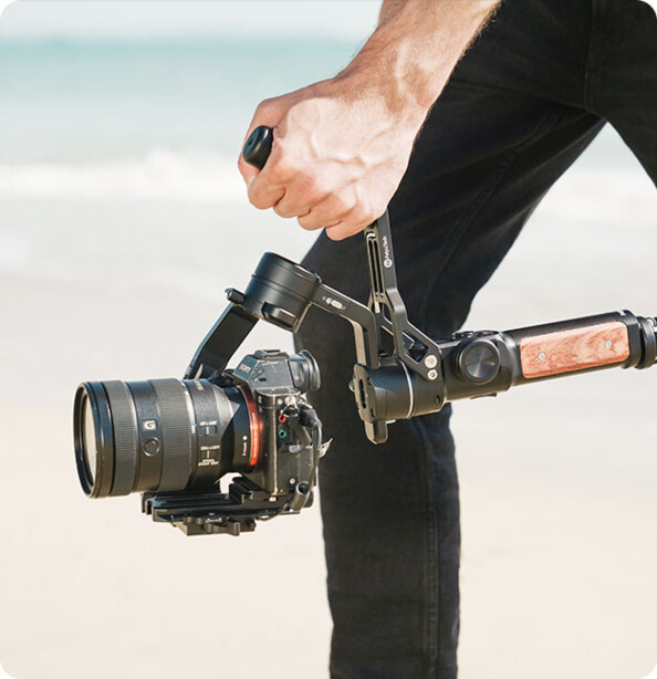 de cardan AK2000 S à 3 axes pour appareil photo numérique prise en main