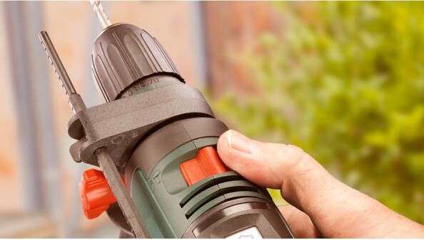 Perceuse à percussion Bosch EasyImpact 630 filaire avec mandrin Autolock