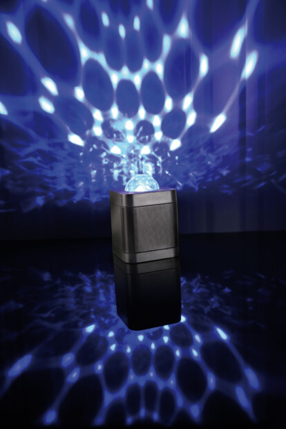 enceinte nomade bluetooth avec effets disco lumières bleu vert