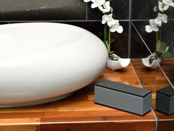 mini enceinte 10w sans fil smr-300 taille compacte