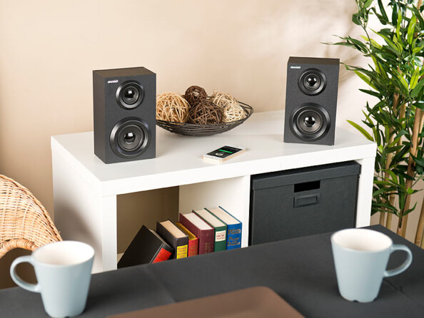 Paire d'enceintes actives 10 W avec bluetooth et boîtier en bois modèle