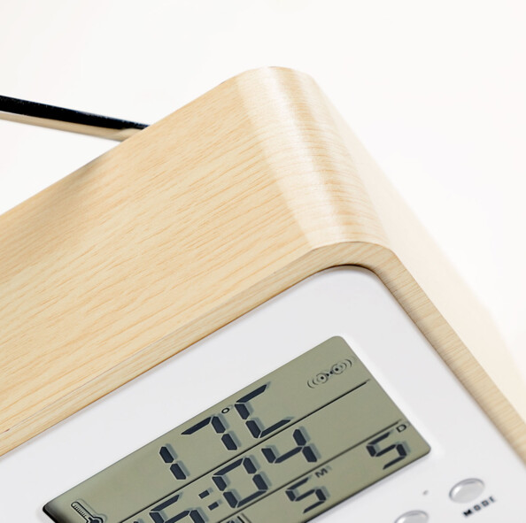 Radio-réveil design avec choix des fréquences digital - Beige