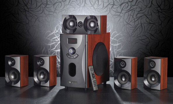Système audio home cinema Surround 5.1 avec radio / MP3 - Style Bois