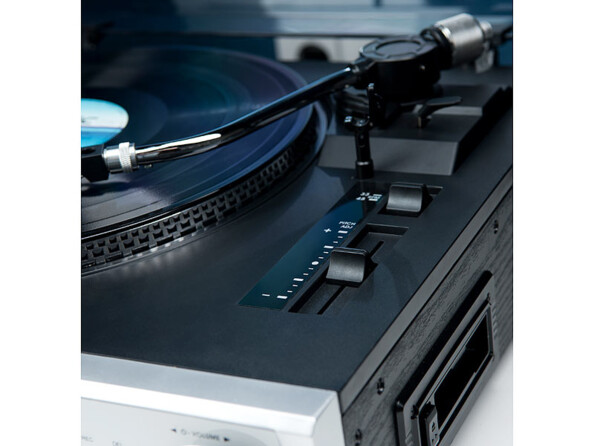 zoom sur le bras de la platine vinyle