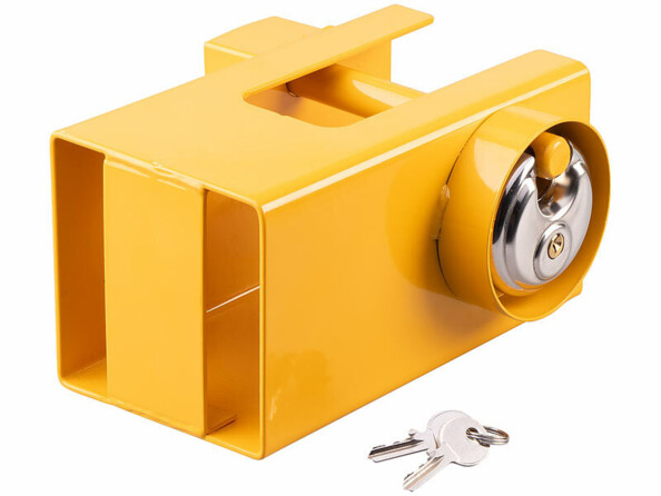 Verouillage universel pour attelage