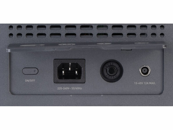 Batterie externe 24 000 mAh avec panneau solaire et convertisseur HSG-600