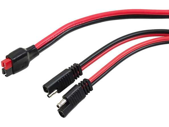 Câble en Y pour panneaux solaires avec 2 connecteurs SAE vers Anderson zoom sur la connectique