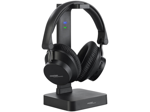 Micro-casque noir Auvisio posé sur son support de chargement colonne avec ports de chargement
