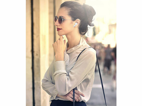 Écouteurs avec touche tactile pour contrôle facile des conversations, de la musique, du volume et du son