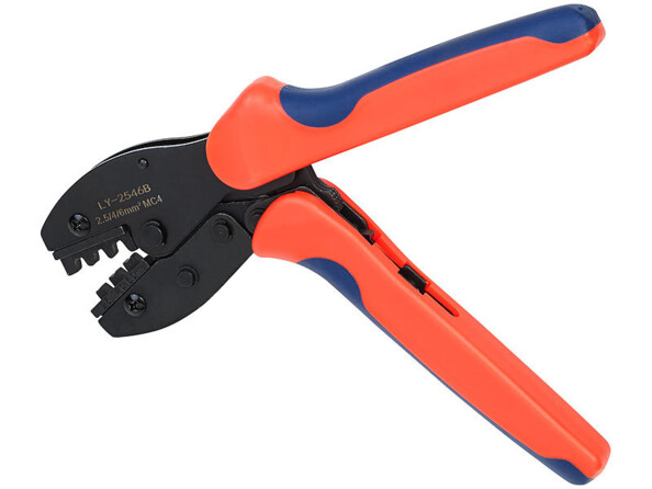 Pince à sertir du set de connexion